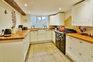 Kitchen- click for photo gallery